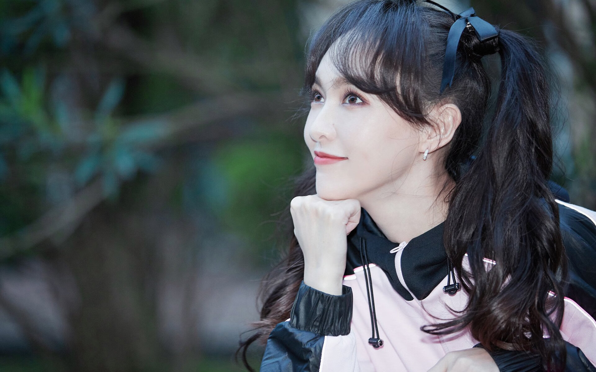 球员海外试训获赞，联赛间人才流动更频繁，海外球员新闻